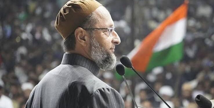 एक दिन हिजाब पहनने वाली लड़की बनेगी भारत की प्रधानमंत्रीः ओवैसी