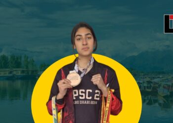 15 वर्षीय अलीशबा फातिमा ने अबू धाबी में अंतरराष्ट्रीय विश्व चैंपियनशिप में कांस्य पदक जीतकर भारत का नाम रोशन किया।