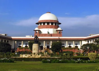 सुप्रीम कोर्ट ने उर्दू को ‘भारतीय भाषा’ बताते हुए धर्म और भाषा की बहस पर ऐतिहासिक टिप्पणी की।